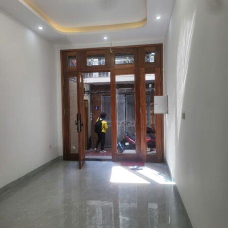 BÁN NHÀ TÂN MAI, 42M2, 5 TẦNG THANG MÁY NHỈNH 8 TỶ