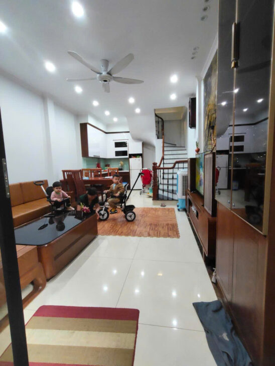 BÁN NHÀ ĐỊNH CÔNG THƯỢNG – NGÕ THÔNG – Ô TÔ TRÁNH – KINH DOANH TỐT- 8.75 Tỷ.