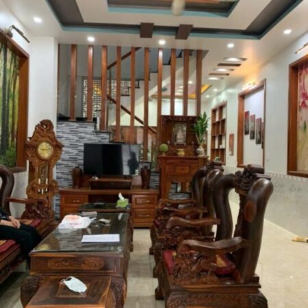 Bán nhà 1 Trệt 2 Lầu MẶT TIỀN kinh doanh,gần Nguyễn Trãi,giá hạt giẻ