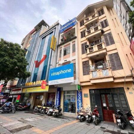 CHO THUÊ TÒA NHÀ VĂN PHÒNG 4 TẦNG số 240 PHỐ TRUNG KÍNH, CẦU GIẤY, HÀ NỘI