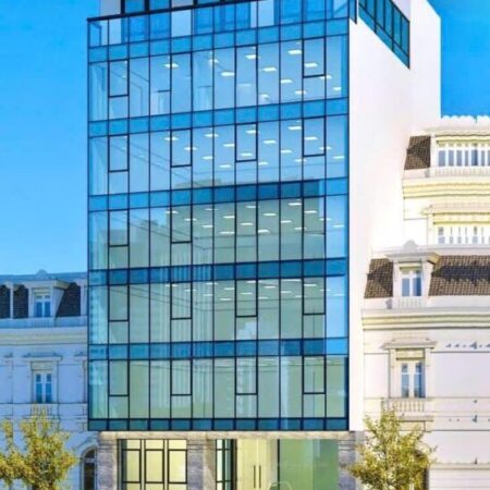 TOÀ NHÀ MẶT PHỐ CHÙA HÀ – 300M² x 10 TẦNG THANG MÁY – CÓ HẦM – DÒNG TIỀN 300TR/TH – 199 TỶ