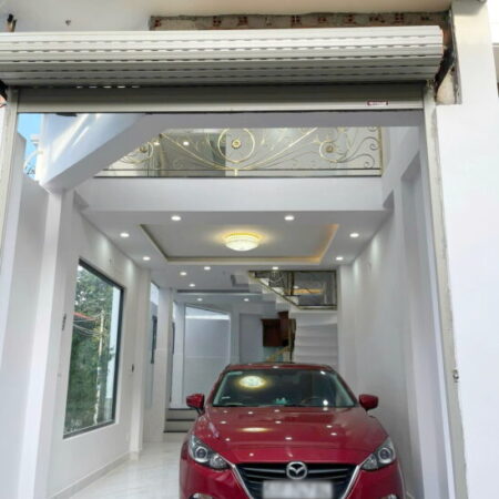 Nhà đường nội bộ 6m Bông Sao P5Q8 oto trong nhà