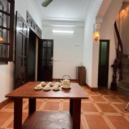 Hàng hiếm nhỏ mà có võ, CẦN BÁN NHÀ KIM GIANG 25M2, 5 TẦNG, MT4.5M, GIÁ NHỈNH 5 TỶ