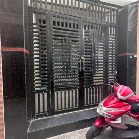 Nhà 1 sẹc hẻm 3m, cách chỗ đậu xe hơi 30m Hưng Phú P8Q8