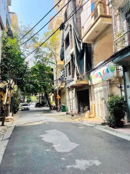 BÁN NHÀ XUÂN LA, TÂY HỒ, 70M, 5T, MT 4.5M, VỈA HÈ, OTO TRÁNH, KD ĐA DẠNG, 22 TY. 0937651883.