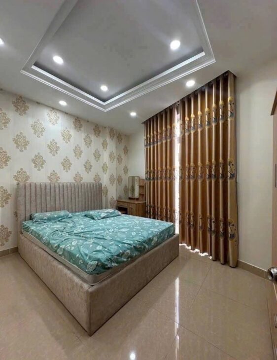 Bán nhà 4 tầng, 82m², 4PN, 5WC, Q.2, 8.2 tỷ, sổ hồng