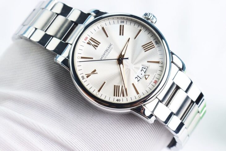 Đồng Hồ Nam : Montblanc 4810 114852 Date Automatic, Dây thép – Size 42mm….