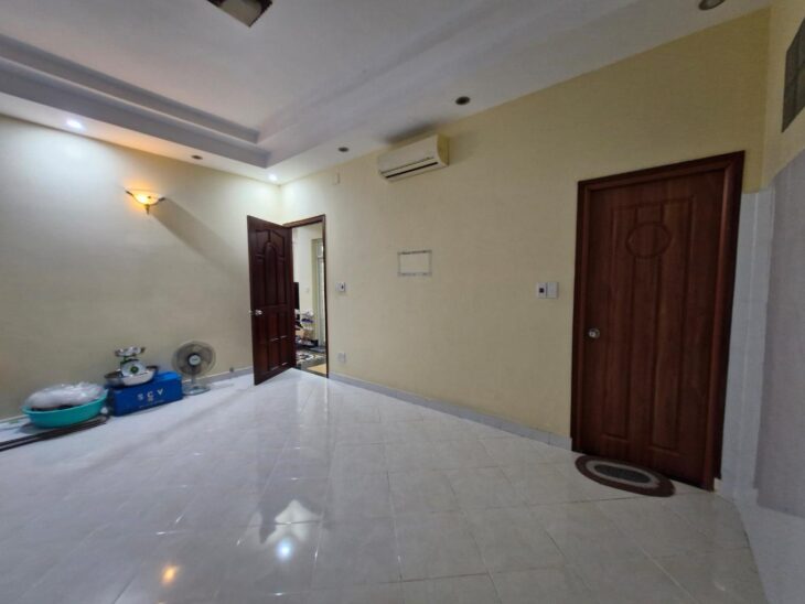Bán nhà mặt phố Linh Chiểu, Thủ Đức, 234m², 18.5 tỷ, 6PN, 7WC