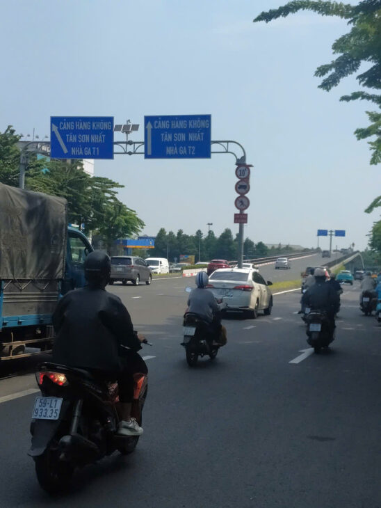 GẤP . Vị trí VIP 4 tầng ngay cạnh sân bay, hiếm nhà bán, hẻm ô tô Tân Bình