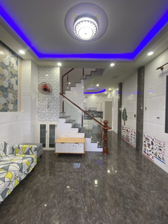 Bán nhà 77m2, 2PN, 3WC, Linh Xuân, Thủ Đức, 4.15 tỷ, sổ hồng