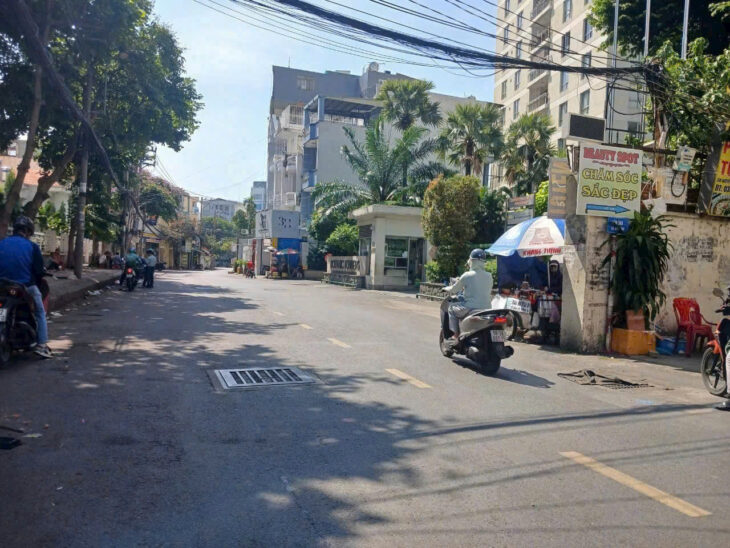 Duy nhất khu vực Mặt tiền Nguyễn Thượng Hiền P7, BT – DT: 5 x 19m, NH 5,8m – KC: 2 tầng – giá 12,9