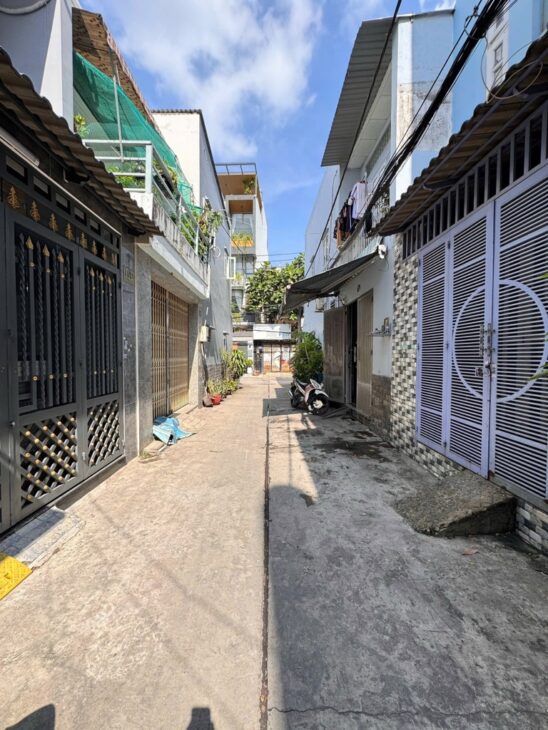 BÁN NHÀ LÊ VĂN QUỚI – BÌNH TÂN – 48M2 – HẺM XE HƠI – THÔNG THOÁNG – CHỈ 4.35 TỈ