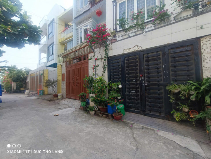 Bán nhà 4 tầng, 68m2, 4PN, HXH đẹp Hà Huy Giáp ngay Ngã Tư Ga, Quận 12