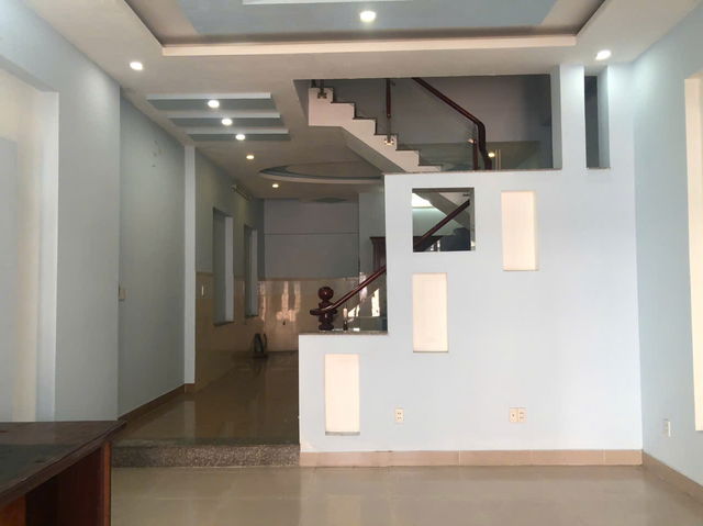 bán nhà hẻm xe hơi thạnh lộc 15, cách đường lớn hà huy giáp 50m2, phường thạnh lộc q12, nhà thông