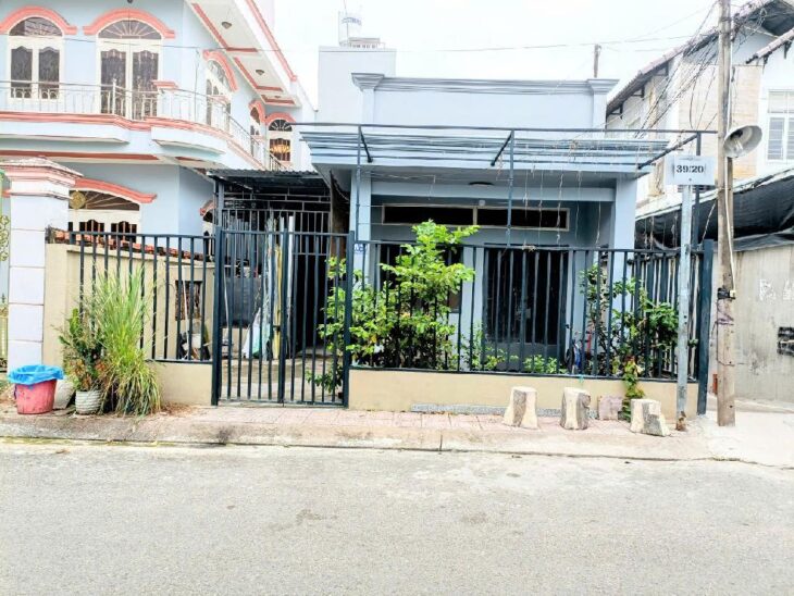 NHÀ MẶT TIỀN LÃ XUÂN OAI, TNP A. THỦ ĐỨC 130M2 NHỈNH 8 TỶ