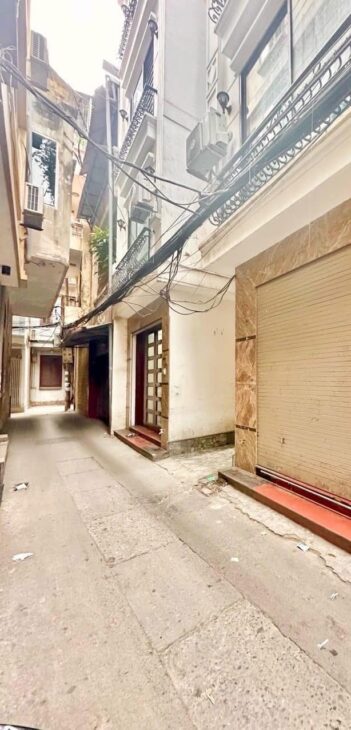 TÔI CẦN BÁN NHÀ NGÕ 79, PHỐ 8/3,LÔ GÓC, NGÕ THÔNG, 32.1M2, 5TẦNG, MT4.1M GIÁ 6.2 TỶ