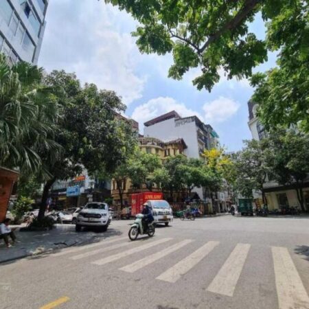 Bán nhà mặt phố Hoàng Ngân, Cầu Giấy, 262m², 6x tỷ