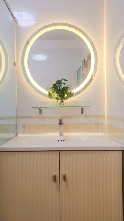 Bán nhà Q8 – 76m2 mặt tiền đường nhựa giáp Q5 – 3 tầng đẹp – giá chỉ 8,8 tỷ