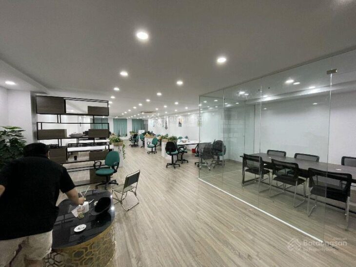 Nhà mặt phố Nguyễn Trãi, 118m2, thang máy, kinh doanh đỉnh, 17 tỷ