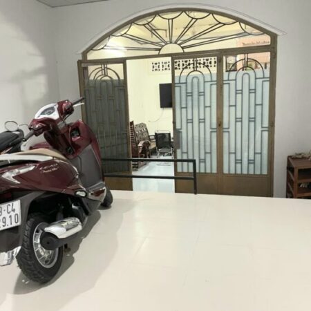 Bán nhà Q7 mặt tiền Lê Văn Lương P Tân Phong – DTSD 215m2 – giá chỉ 13,2 tỷ