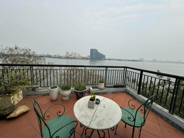 BÁN NHÀ NHẬT CHIÊU, TÂY HỒ. 79M2 6 TẦNG GIÁ 18TỶ-10M RA MẶT PHỐ VÀ HỒ TÂY. VỊ TRÍ VÔ CÙNG ĐẮC ĐỊA –