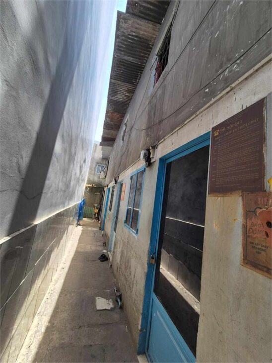 BÁN ĐẤT TẶNG NHÀ TRỌ 110m2 HUỲNH TẤN PHÁT -BA GÁC THÔNG