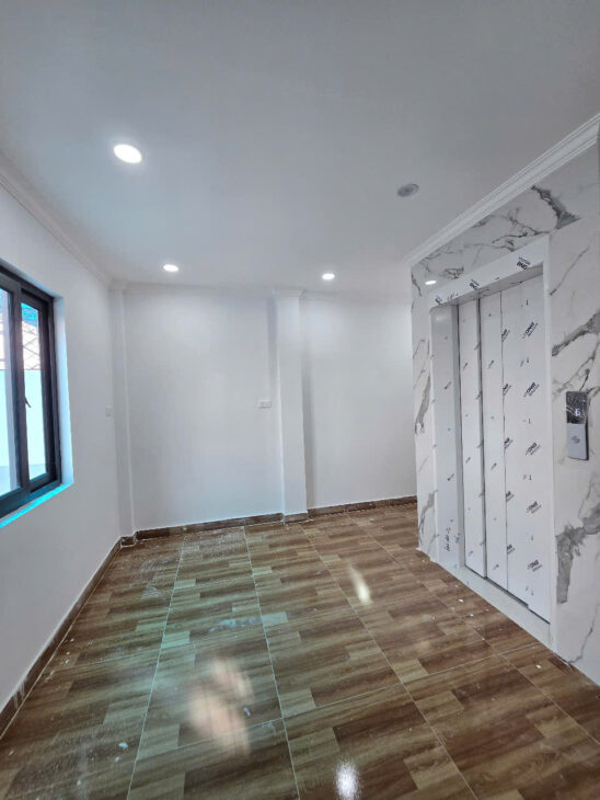 Bán nhà lô góc Giáp Bát 40m2. MTx5m thang máy, vừa ở vừa kd dòng tiền, gần ô tô