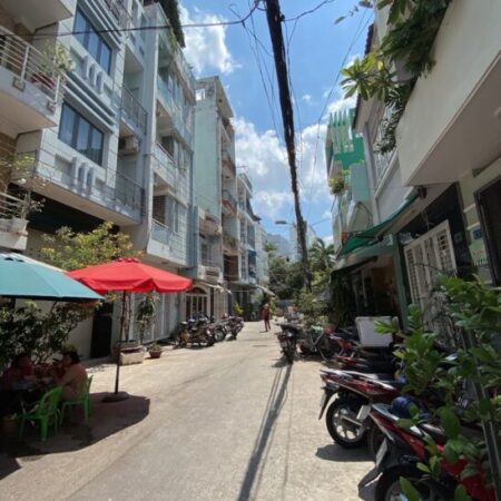 BÁN NHÀ MẶT TIỀN KINH DOANH 3 TẦNG NGAY CHỢ RẠCH ÔNG – HẺM 8M – XE HƠI VÀO NHÀ – 1 ĐỜI CHỦ – VUÔNG