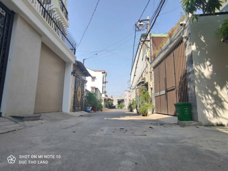 Bán đất đẹp 1/ ngắn TL19, HXH 8m gần Ngã Tư Ga Quận 12, 5.8x24m full thổ cư