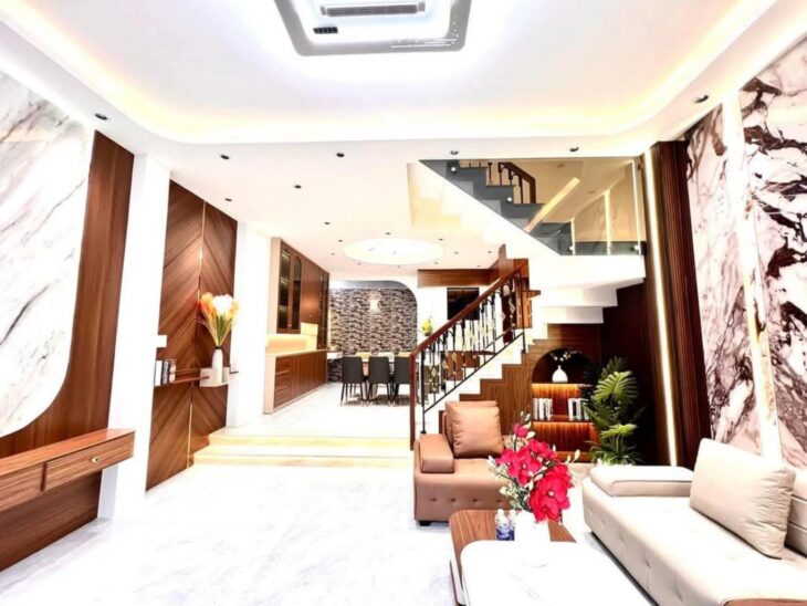 Nhà đẹp, ở ngay Nguyễn Phúc Chu, Tân Bình – 54m2 – 4 tầng – 7,x đồng