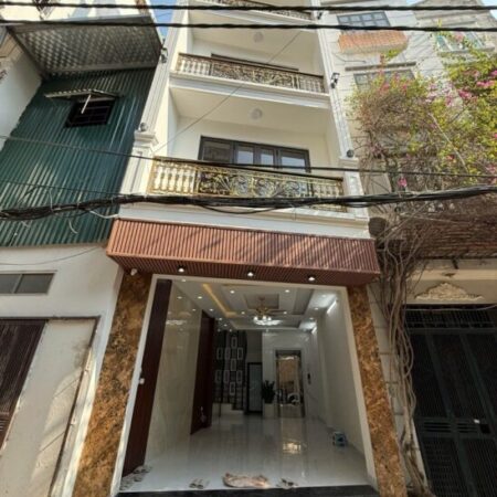 Bán nhà Tân Mai, Nguyễn Chính 5 tầng thang máy ngõ, thông, ô tô tránh 40m2 giá 10.9 tỷ