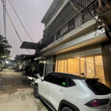 ???? BÁN NHÀ TRUNG TÂM QUẬN TÂY HỒ – 57M² – 3 TẦNG DÂN XÂY KIÊN CỐ – Ô TÔ ĐỖ CỬA!