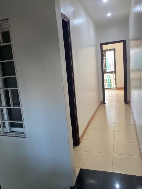 cần bán gấp nhà đẹp thịnh quang 46m2 , 5 tầng , 4 ngủ , 8,5 tỷ