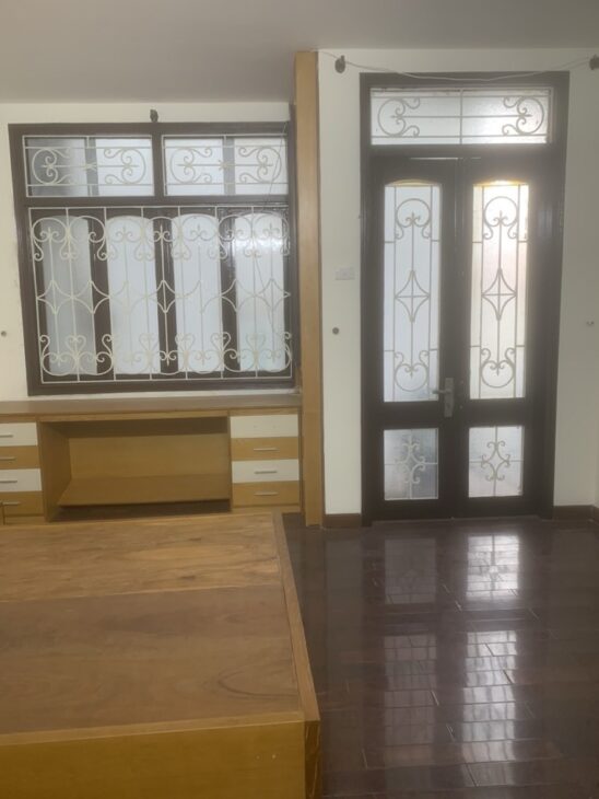 HOÀNG VĂN THÁI PHÂN LÔ QUÂN ĐỘI 40M 4 TẦNG CHỈ 12 TỶ-VÀI BƯỚC RA Ô TÔ TRÁNH-NHÀ DÂN XÂY- SỔ VUÔNG