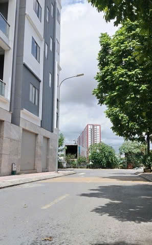 BÁN ĐÂT THƯỢNG THANH LONG BIÊN, 75M2, MT5M LÔ GÓC, 12.5 TỶ