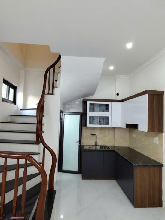 BÁN NHÀ TRƯƠNG ĐỊNH, HOÀNG MAI, NGÕ THOÁNG ĐẸP, 20M RA Ô TÔ, 31M2, 6.6TỶ(CTL)