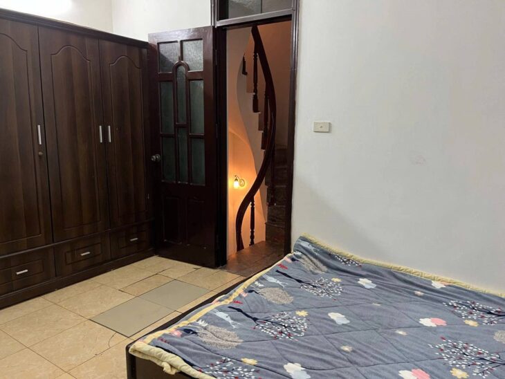 Hàng hiếm nhỏ mà có võ, CẦN BÁN NHÀ KIM GIANG 25M2, 5 TẦNG, MT4.5M, GIÁ NHỈNH 5 TỶ