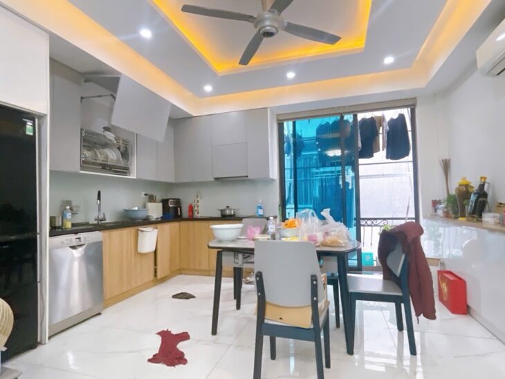 BÁN NHÀ ĐẠI KIM, HOÀNG MAI, PHÂN LÔ, GARA Ô TÔ, THANG MÁY, 72M2, 24.5 TỶ(CTL)