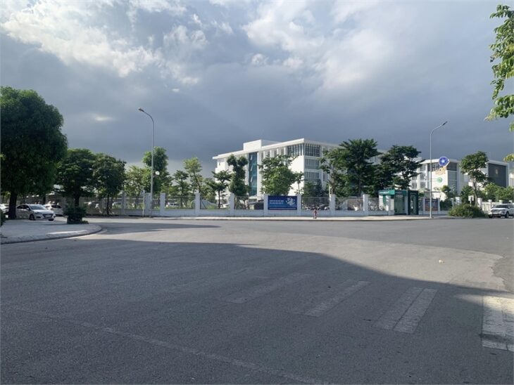 bán đất phân lô khu 31Ha Trâu Quỳ, 495m, mặt tiền 19m, đường nhựa, vỉa hè, gần UBND huyện