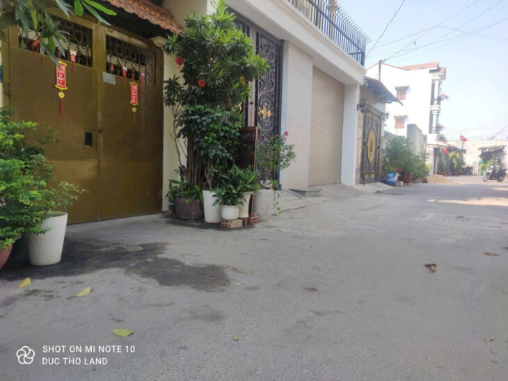 Bán đất đẹp 1/ ngắn TL19, HXH 8m gần Ngã Tư Ga Quận 12, 5.8x24m full thổ cư