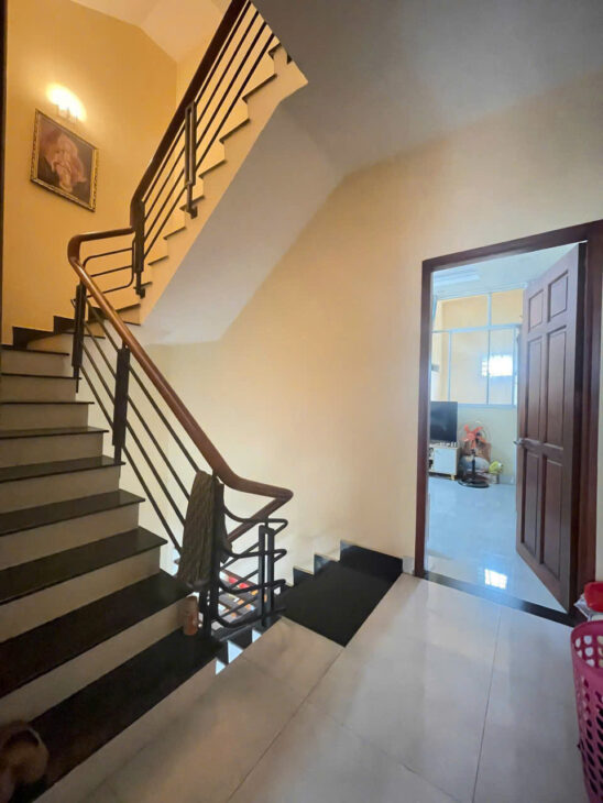 Bán nhà 4 tầng, 68m2, 4PN, HXH đẹp Hà Huy Giáp ngay Ngã Tư Ga, Quận 12