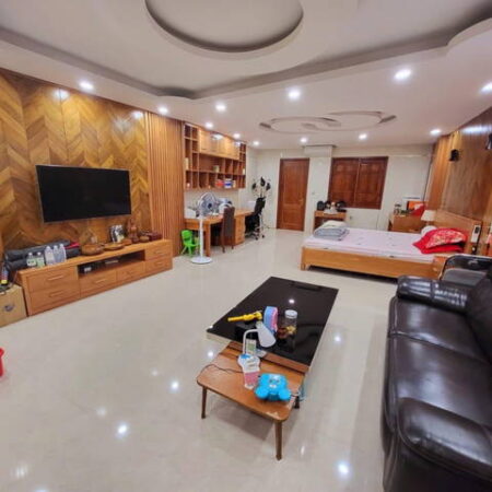 Bán nhà hot VIP nhất Đống Đa . DT 120 m2 , 6T , MT 5 m . Giá 47 tỷ .