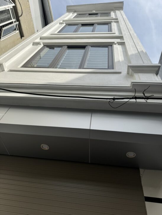 Bán nhà: Ngọc Hồi, Cách bến xe Nước Ngầm 1km, 38m2, 4 tầng, ngõ trước nhà 3m: Gía 5.1 tỷ