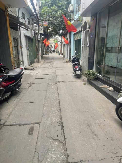 Bán nhà đẹp ở luôn tại Kim Giang, 2 mặt thoáng, KD, Ngõ thông, Ô tô, 32m2x5T giá 6.65 tỷ