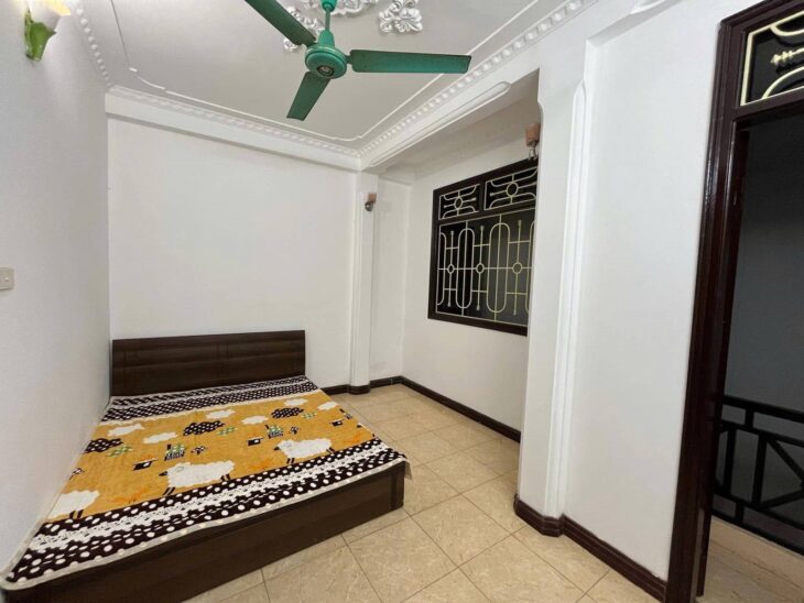 Hàng hiếm nhỏ mà có võ, CẦN BÁN NHÀ KIM GIANG 25M2, 5 TẦNG, MT4.5M, GIÁ NHỈNH 5 TỶ