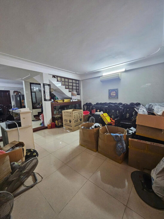 BIỆT THỰ SÂN VƯỜN – LA THÀNH, GIẢNG VÕ – 128/135M x 4 TẦNG – NGÕ THÔNG KINH DOANH – Ô TÔ – 27.1 TỶ