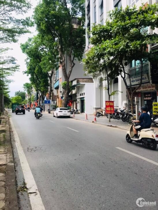 Bán gấp mảnh đất mặt đường Bưởi,60m2 thổ cư , giá chỉ 2x tỷ, x mầm non