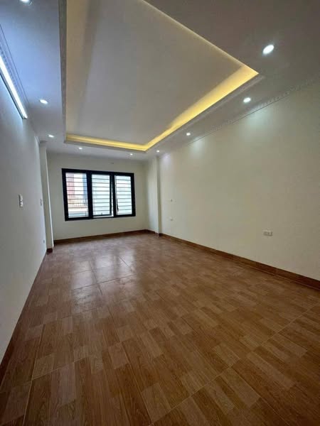 Bán nhà LÔ GÓC Lai Xá, Kim Chung, Hoài Đức. Ngõ thông tứ tung, ô tô, kinh doanh. 38m2, 4 tầng, chỉ