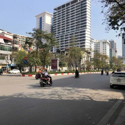 BÁN NHÀ VÕNG THỊ 230M 10 TẦNG THANG MÁY MT 13M Ô TÔ TRÁNH KD ĐỈNH GIÁ 110 TỶ 0336212066