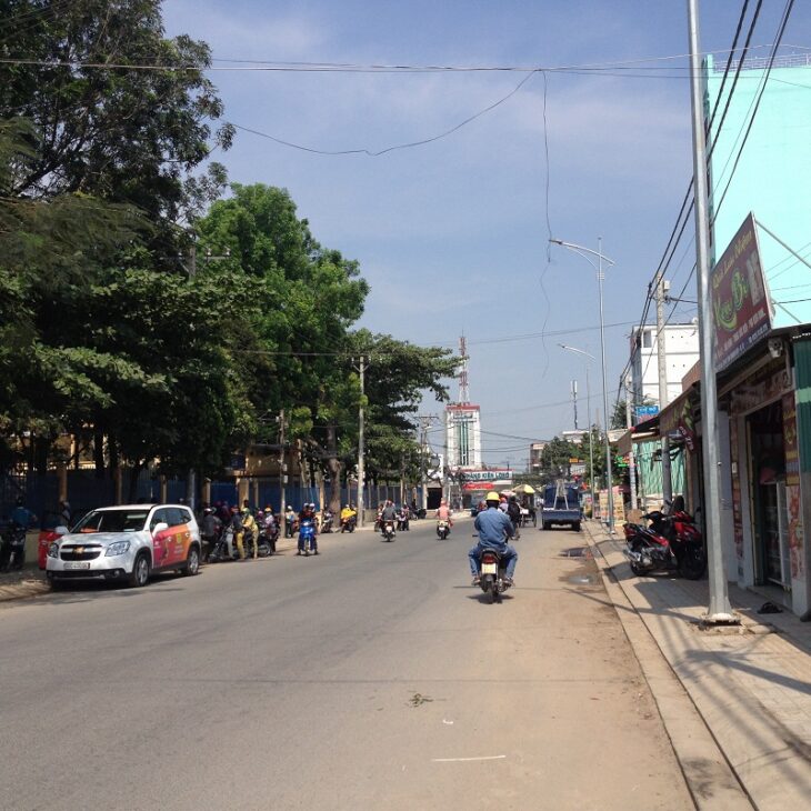 Bán nhà mặt tiền 15x40m giá 32,5 tỷ ĐƯờng Trần Thị Năm